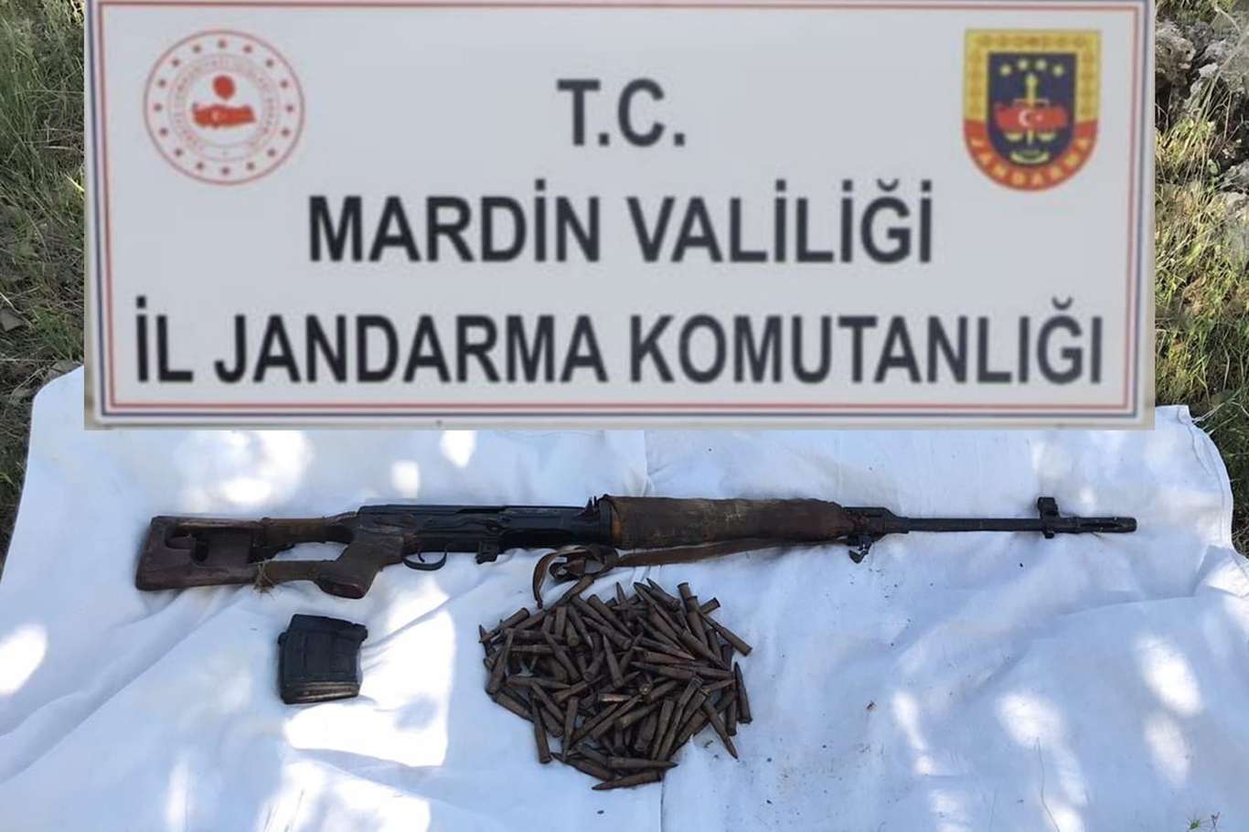 Mardin’de PKK operasyonunda keskin nişancı tüfeği ve mühimmat ele geçirildi Mardin’de PKK operasyonunda keskin nişancı tüfeği ve mühimmat ele geçirildi